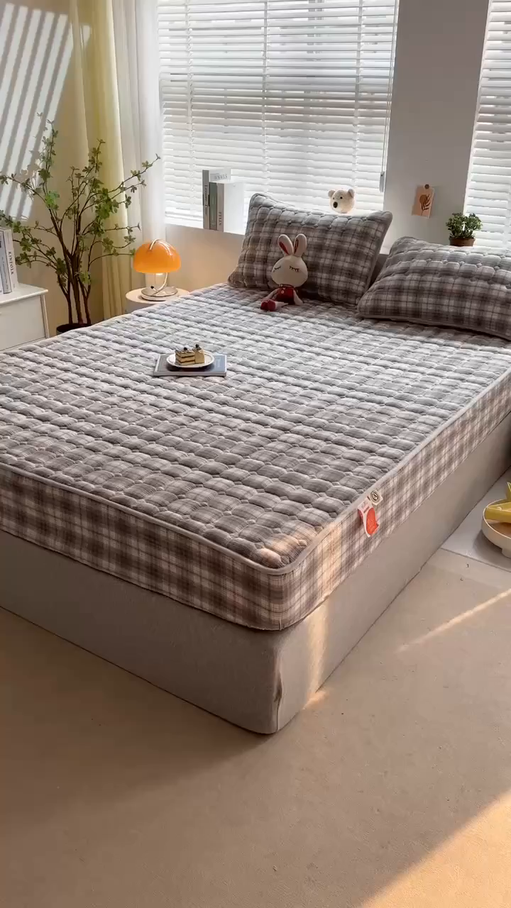 91家纺网 家纺一手货源 找家纺 犇牛仓储供应链 2026新款亲肤纯棉加厚床笠 时尚烟雨灰