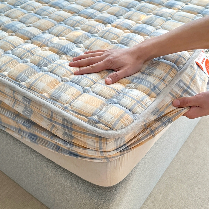 91家纺网 家纺一手货源 找家纺 犇牛仓储供应链 2026新款亲肤纯棉加厚床笠 素雅咖错格