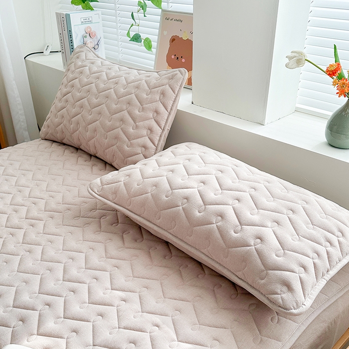 91家纺网 家纺一手货源 找家纺 犇牛仓储供应链 2026新款全棉色织水洗棉夹棉床笠床垫【可定制】 纯色素雅-卡其色