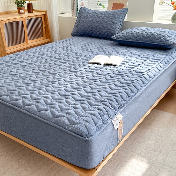 91家纺网 家纺一手货源 找家纺 犇牛仓储供应链 2026新款全棉色织水洗棉夹棉床笠床垫【可定制】 纯色素雅-牛仔蓝