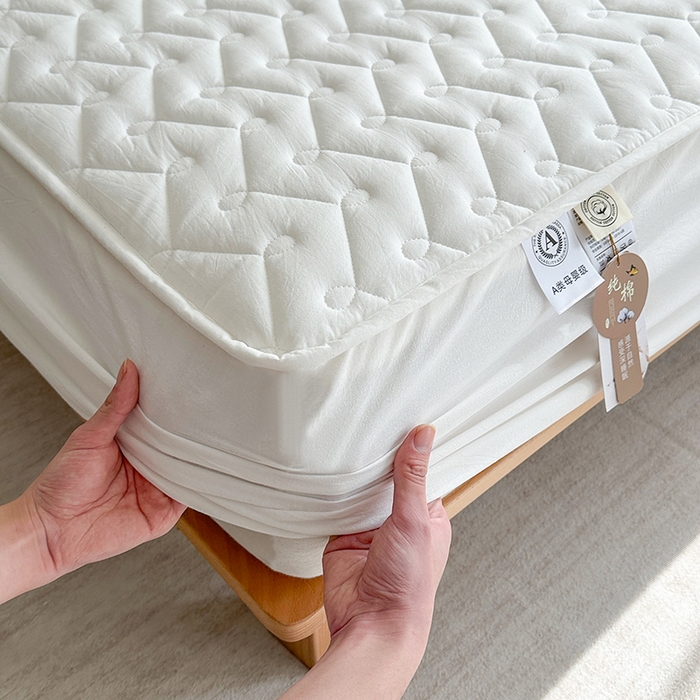 91家纺网 家纺一手货源 找家纺 犇牛仓储供应链 2026新款全棉色织水洗棉夹棉床笠床垫【可定制】 纯色素雅-月光白