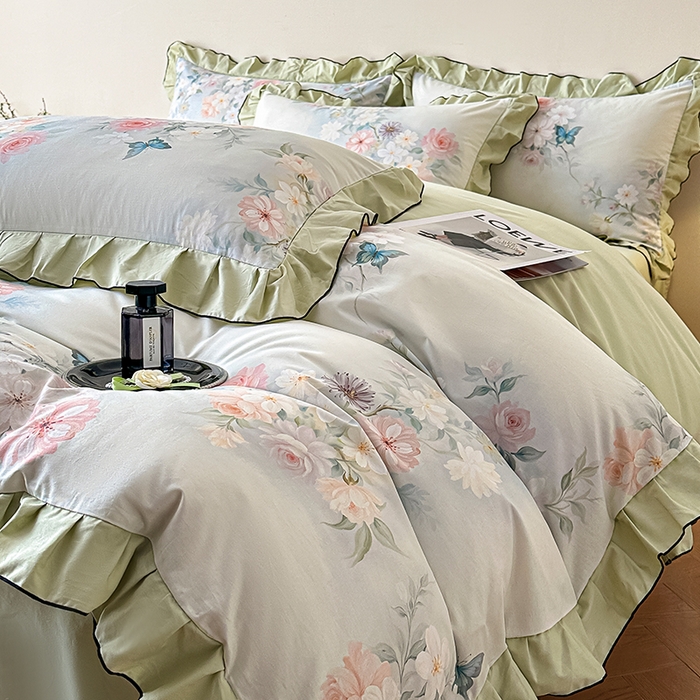 91家纺网 家纺一手货源 找家纺 格里芬家纺 2026新款全棉精梳棉韩系花边款印花四件套 蝶美花香-绿