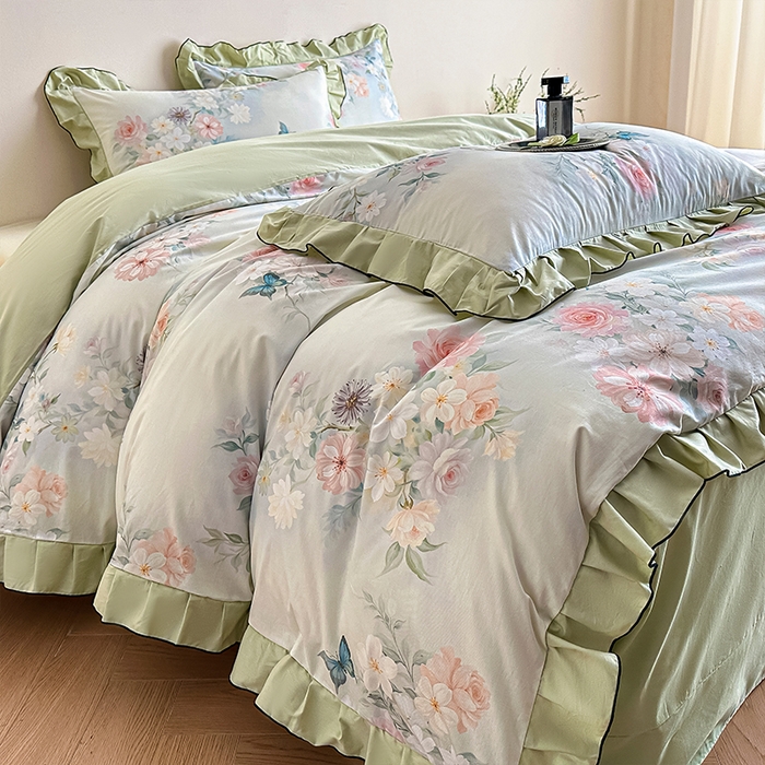 91家纺网 家纺一手货源 找家纺 格里芬家纺 2026新款全棉精梳棉韩系花边款印花四件套 蝶美花香-绿