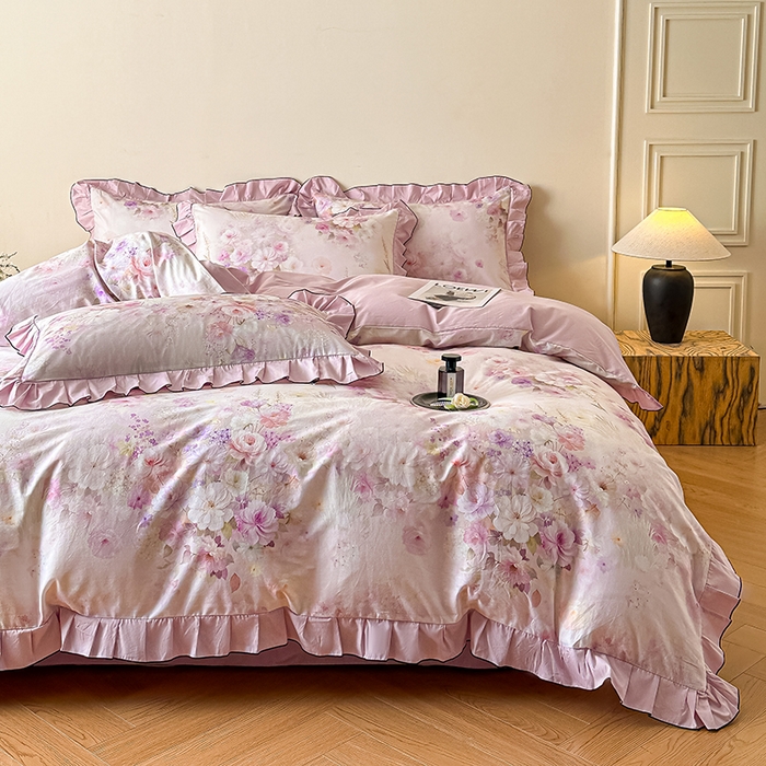 91家纺网 家纺一手货源 找家纺 格里芬家纺 2026新款全棉精梳棉韩系花边款印花四件套 花间漫步-粉