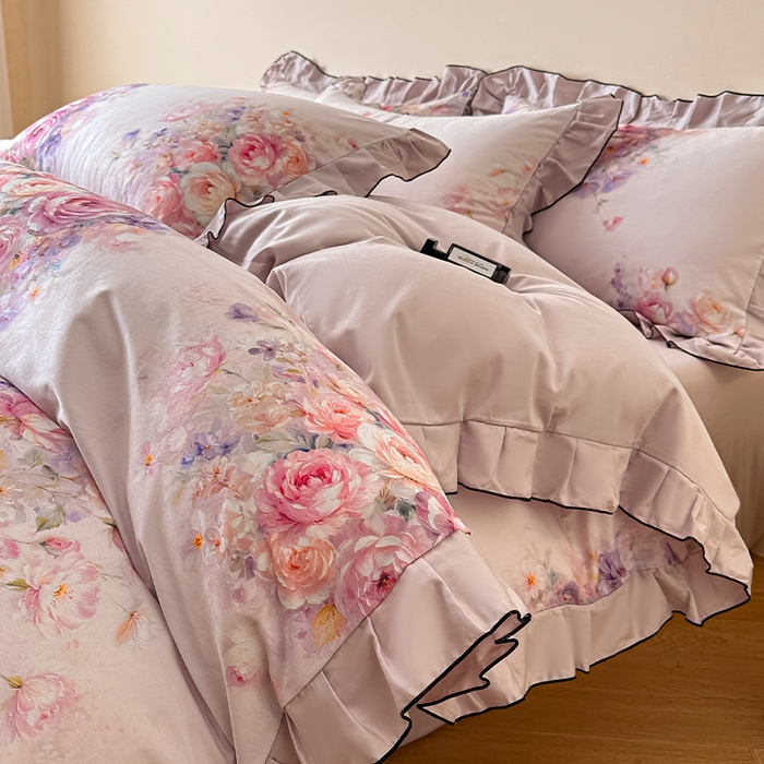 91家纺网 家纺一手货源 找家纺 格里芬家纺 2026新款全棉精梳棉韩系花边款印花四件套 洛莉娅-粉紫