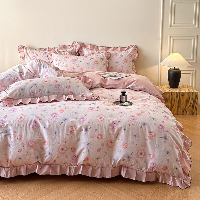 91家纺网 家纺一手货源 找家纺 格里芬家纺 2026新款全棉精梳棉韩系花边款印花四件套 清岚-粉紫