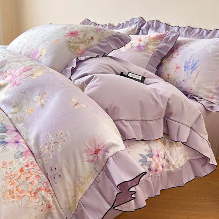 91家纺网 家纺一手货源 找家纺 格里芬家纺 2026新款全棉精梳棉韩系花边款印花四件套 诗意繁花-紫