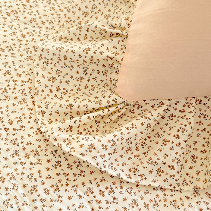 91家纺网 家纺一手货源 找家纺 苏米娜家纺SUMINA 2026新款春夏超柔云朵棉床盖款四件套-艾洛花园系列 艾洛花园-玫瑰金