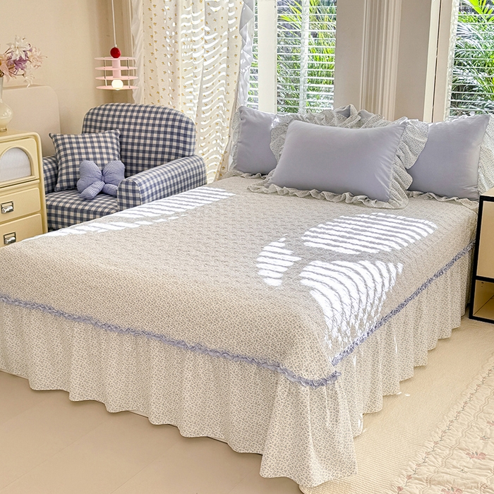 91家纺网 家纺一手货源 找家纺 苏米娜家纺SUMINA 2026新款春夏超柔云朵棉床盖款四件套-艾洛花园系列 艾洛花园-晴川兰