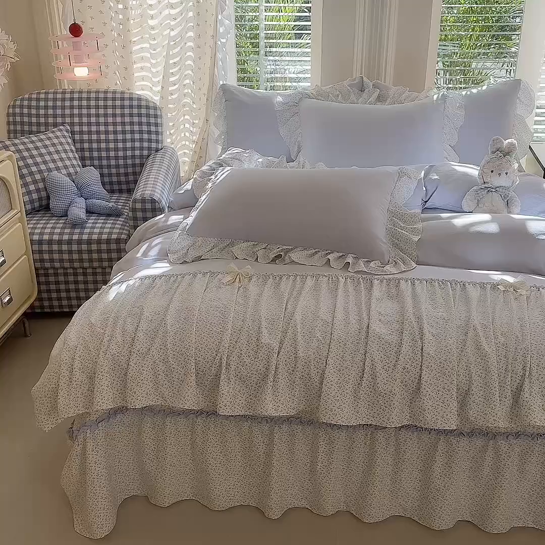 91家纺网 家纺一手货源 找家纺 漫布云家纺 2026新款春夏超柔云朵棉床盖款四件套-艾洛花园系列 艾洛花园-晴川兰