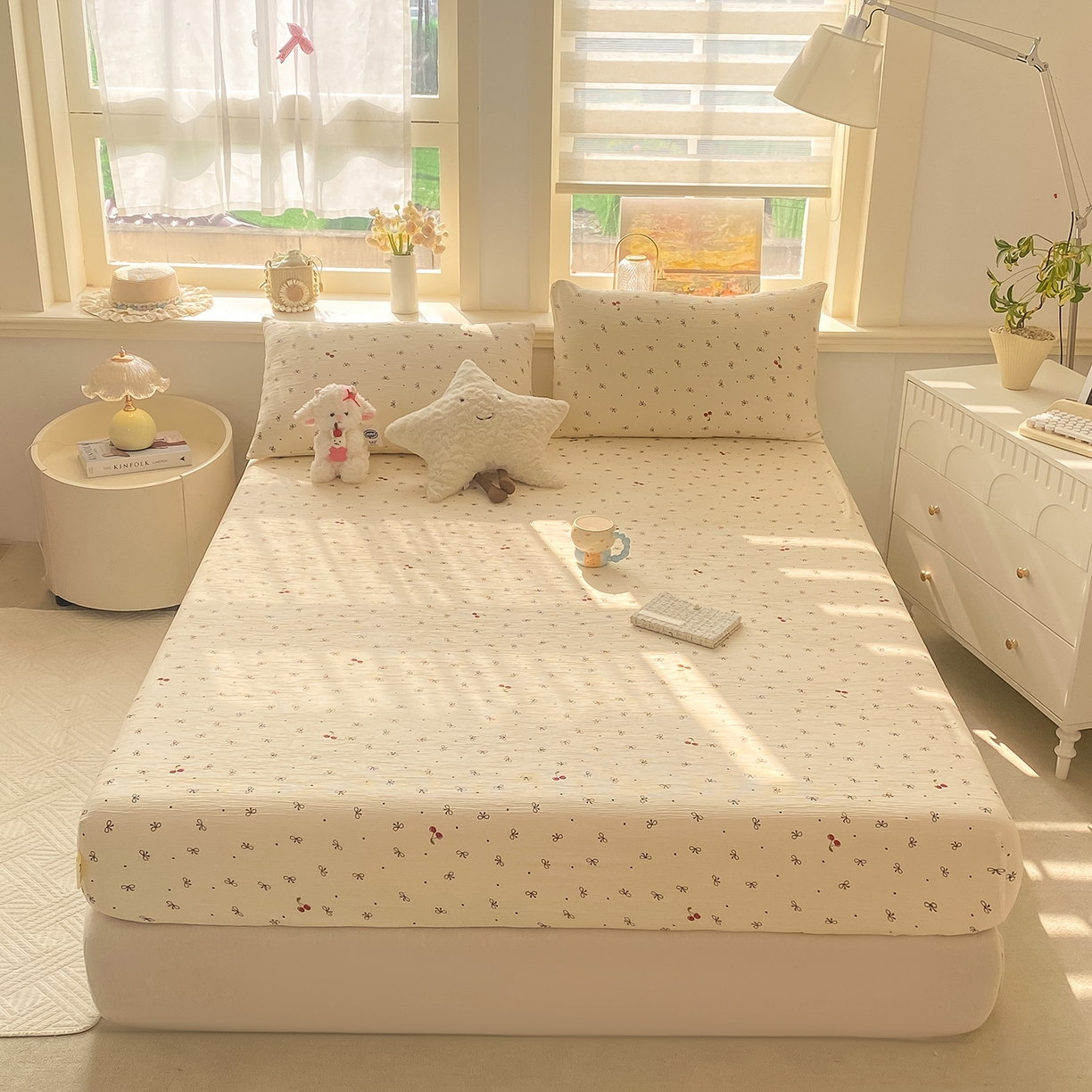 91家纺网 家纺一手货源 找家纺 眠势力 2026新款皱皱三层纱床笠三件套云朵床罩单件床垫保护套四季款 樱桃蝴蝶结【三层皱皱纱床笠】