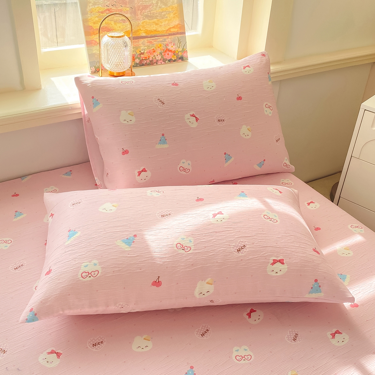 91家纺网 家纺一手货源 找家纺 眠势力 2026新款皱皱三层纱床单三件套云朵学生宿舍床单花边款四季通用 米菲小兔【三层皱皱纱花边床单】