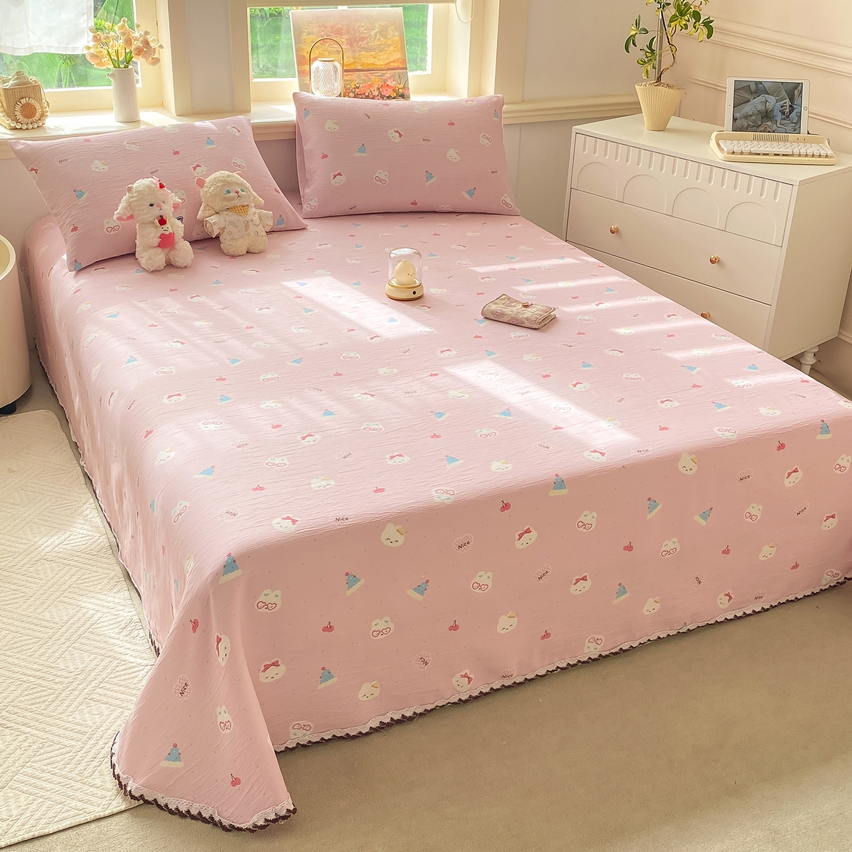 91家纺网 家纺一手货源 找家纺 眠势力 2026新款皱皱三层纱床单三件套云朵学生宿舍床单花边款四季通用 米菲小兔【三层皱皱纱花边床单】