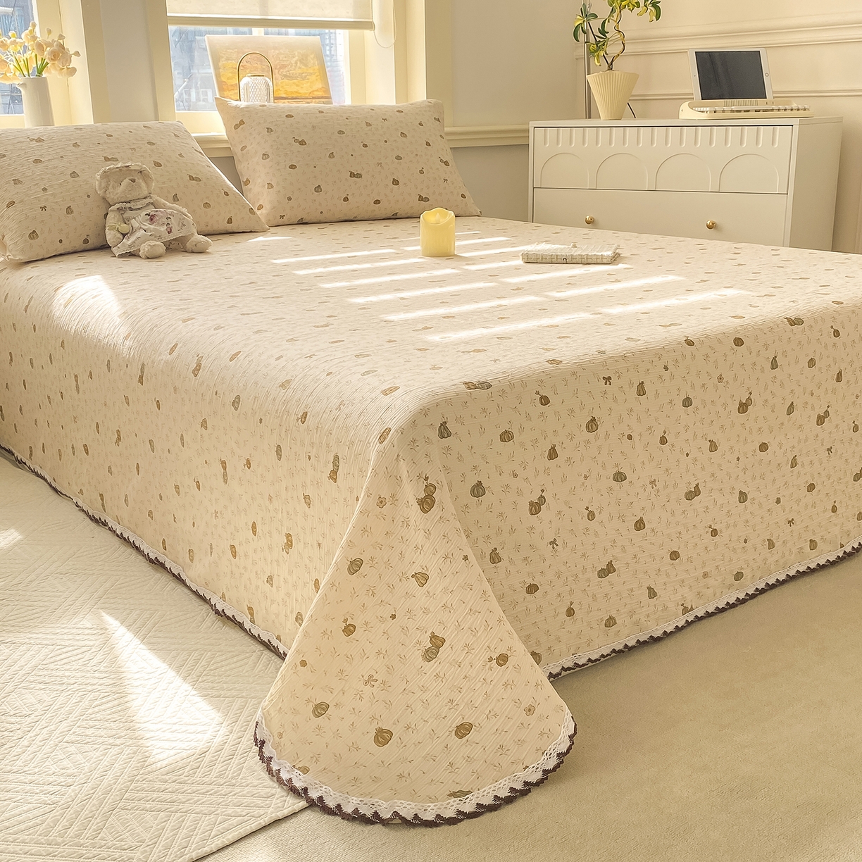 91家纺网 家纺一手货源 找家纺 眠势力 2026新款皱皱三层纱床单三件套云朵学生宿舍床单花边款四季通用 南瓜派【三层皱皱纱花边床单】