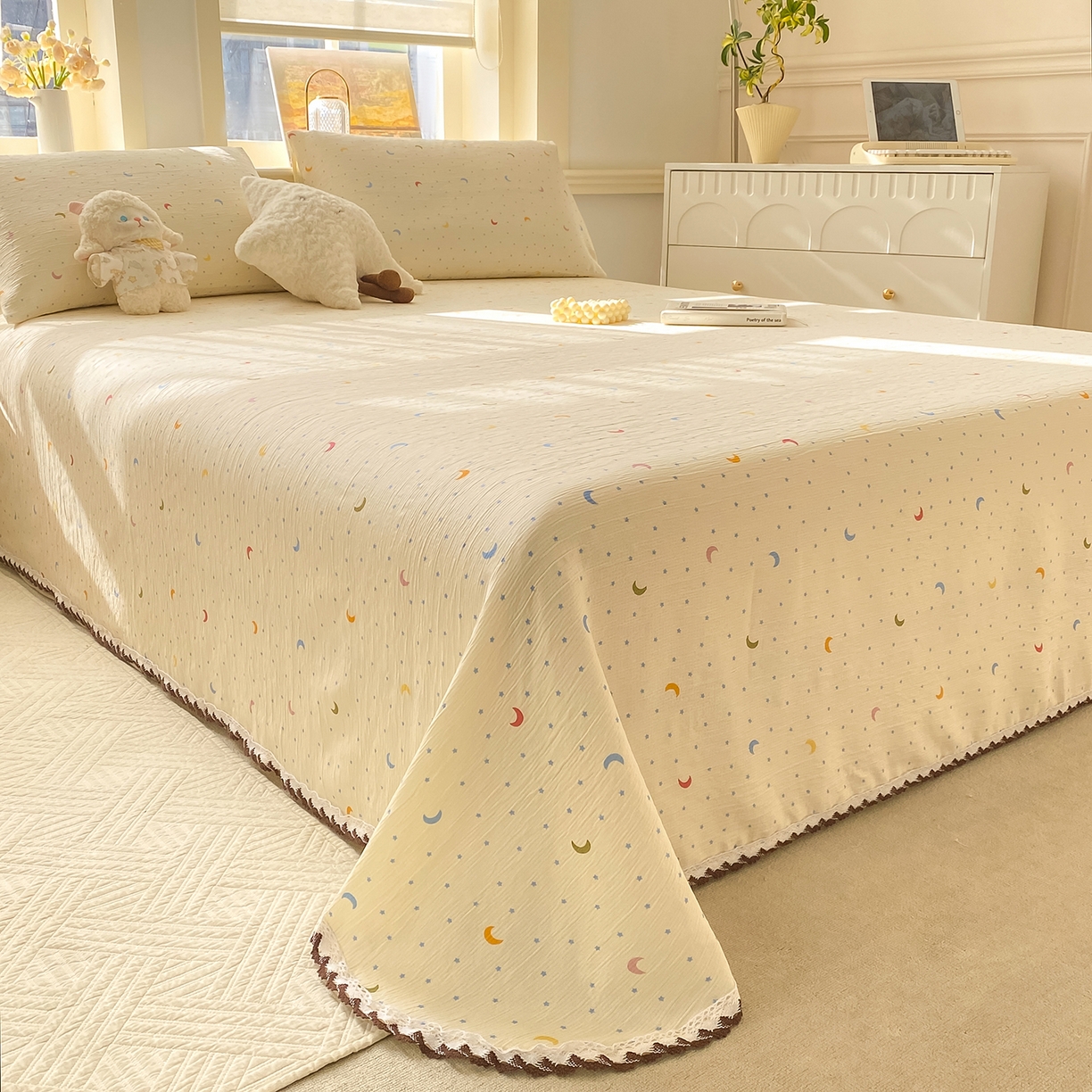 91家纺网 家纺一手货源 找家纺 眠势力 2026新款皱皱三层纱床单三件套云朵学生宿舍床单花边款四季通用 星星月亮【三层皱皱纱花边床单】