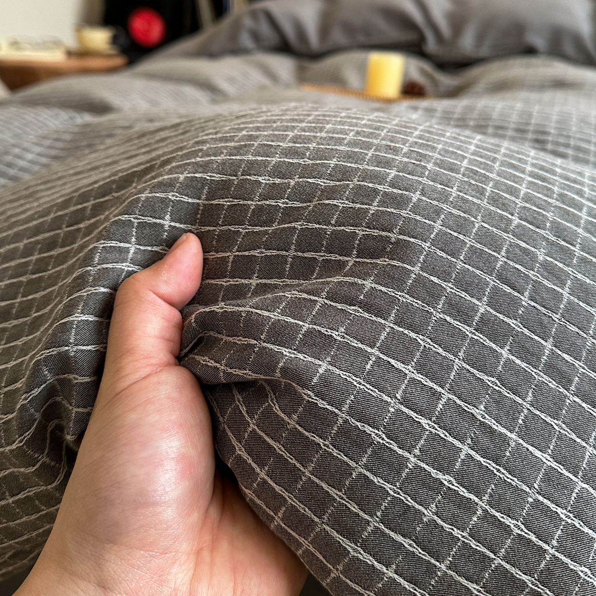 91家纺网 家纺一手货源 找家纺 米菲 2026新款全棉色织提花四件套 玲珑格