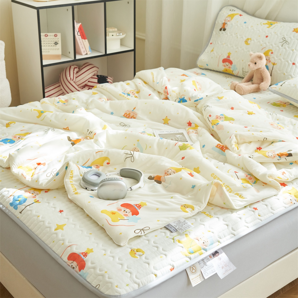 91家纺网 家纺一手货源 找家纺 恒爱家纺 2026新款A类凉感丝夏被床笠系列三件套四件套 波特米