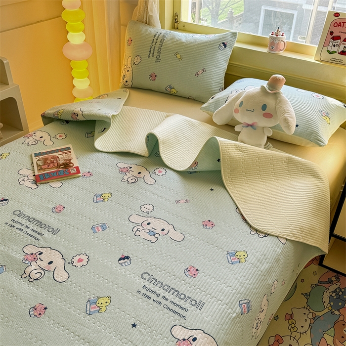 91家纺网 家纺一手货源 找家纺 妮可 2026新款Sanrio三丽鸥正版授权A类全棉夹棉多功能床垫-床盖 冰激凌玉桂狗