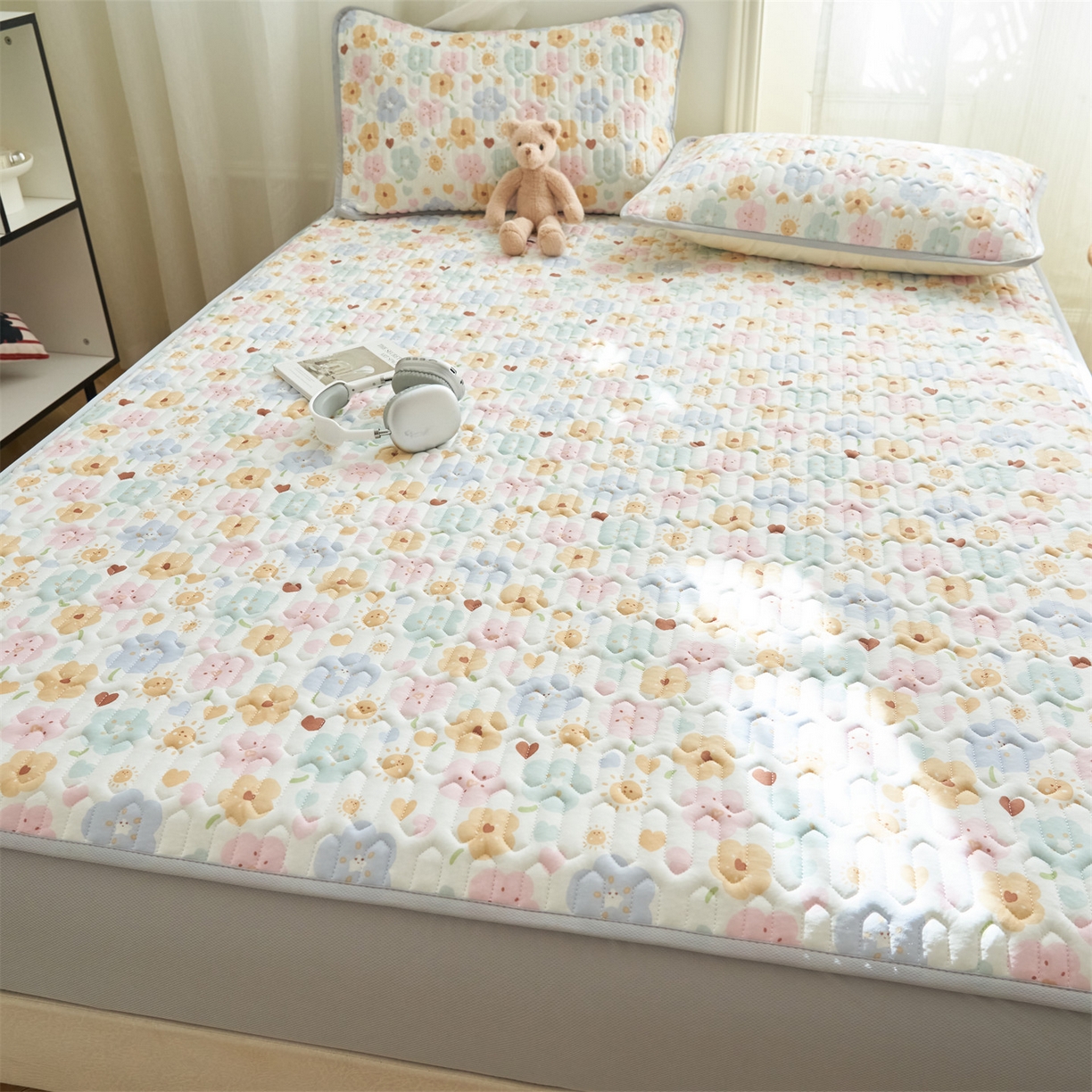 91家纺网 家纺一手货源 找家纺 恒爱家纺 2026新款A类凉感丝夏被床笠系列三件套四件套 花之语