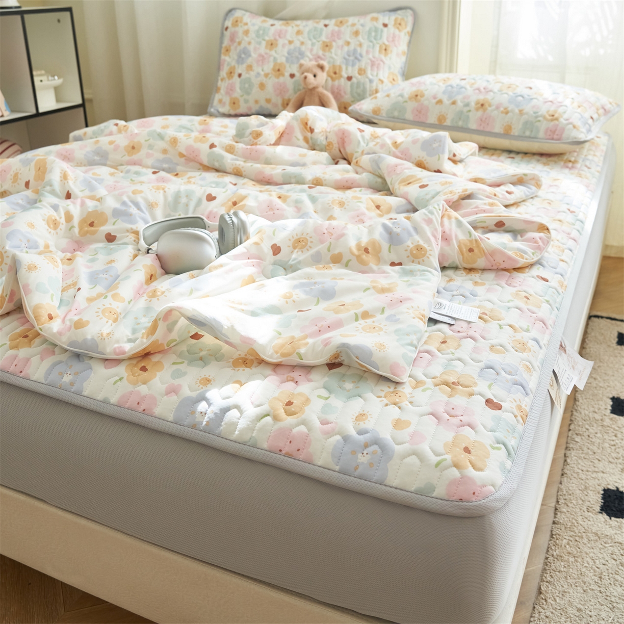 91家纺网 家纺一手货源 找家纺 恒爱家纺 2026新款A类凉感丝夏被床笠系列三件套四件套 花之语