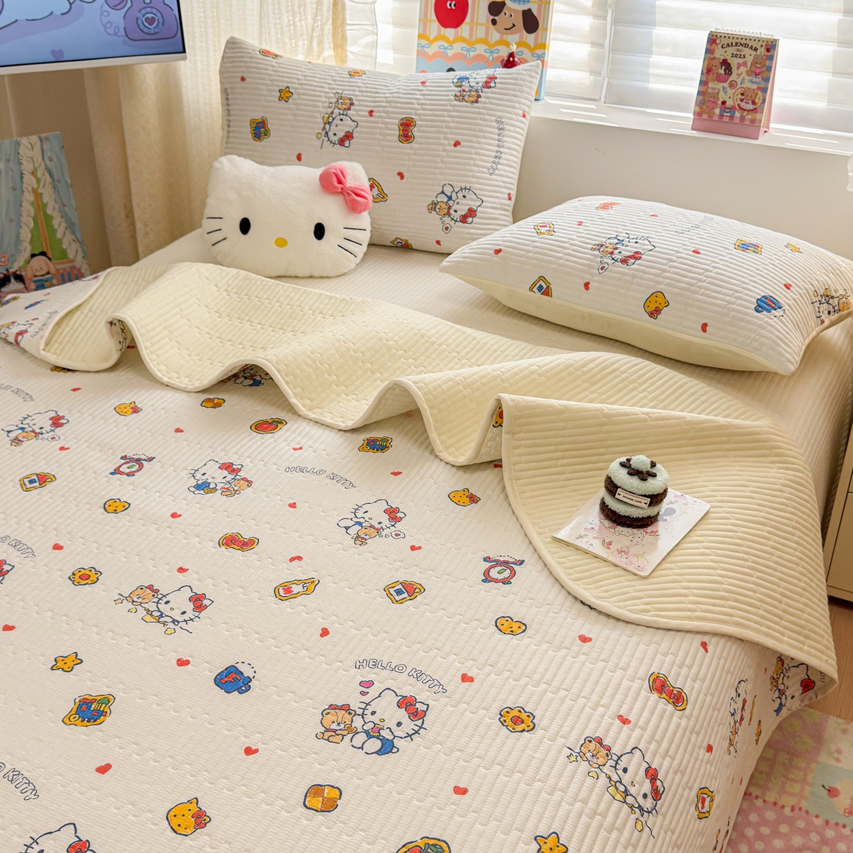 91家纺网 家纺一手货源 找家纺 妮可 2026新款Sanrio三丽鸥正版授权A类全棉夹棉多功能床垫-床盖 苹果KT