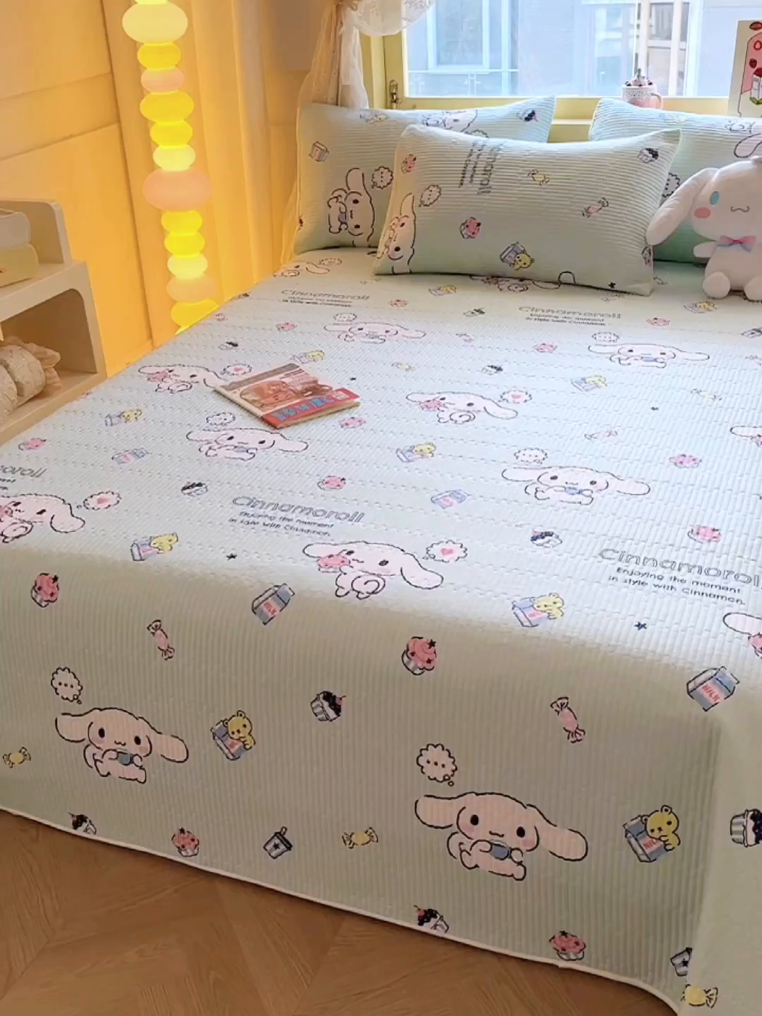 91家纺网 家纺一手货源 找家纺 妮可 2026新款Sanrio三丽鸥正版授权A类全棉夹棉多功能床垫-床盖 冰激凌玉桂狗