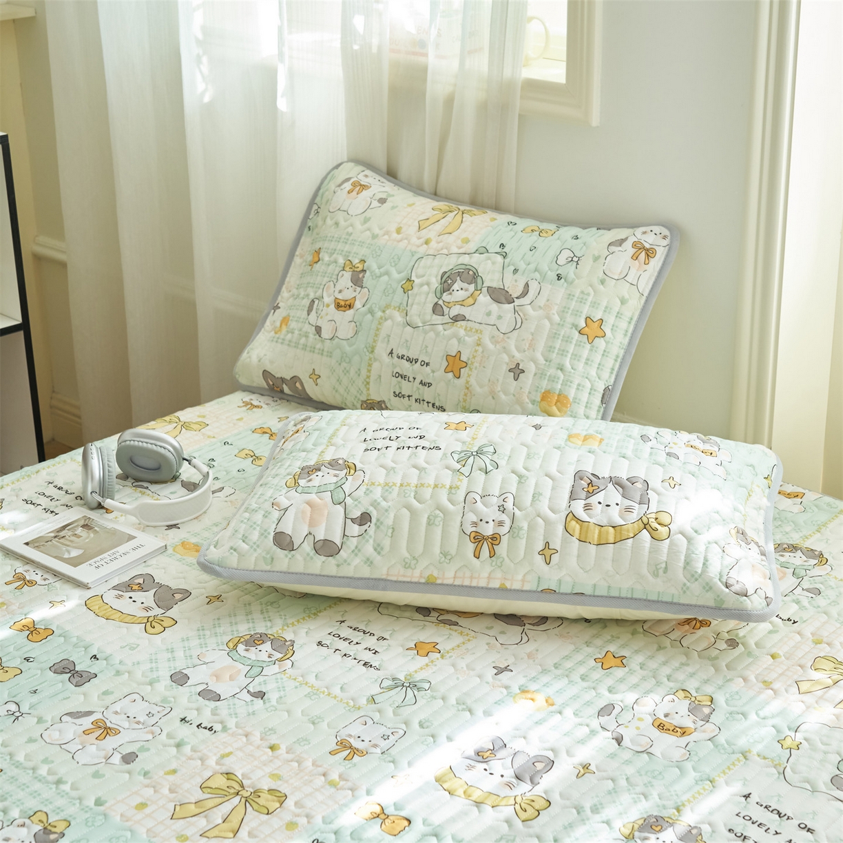 91家纺网 家纺一手货源 找家纺 恒爱家纺 2026新款A类凉感丝夏被床笠系列三件套四件套 奶猫