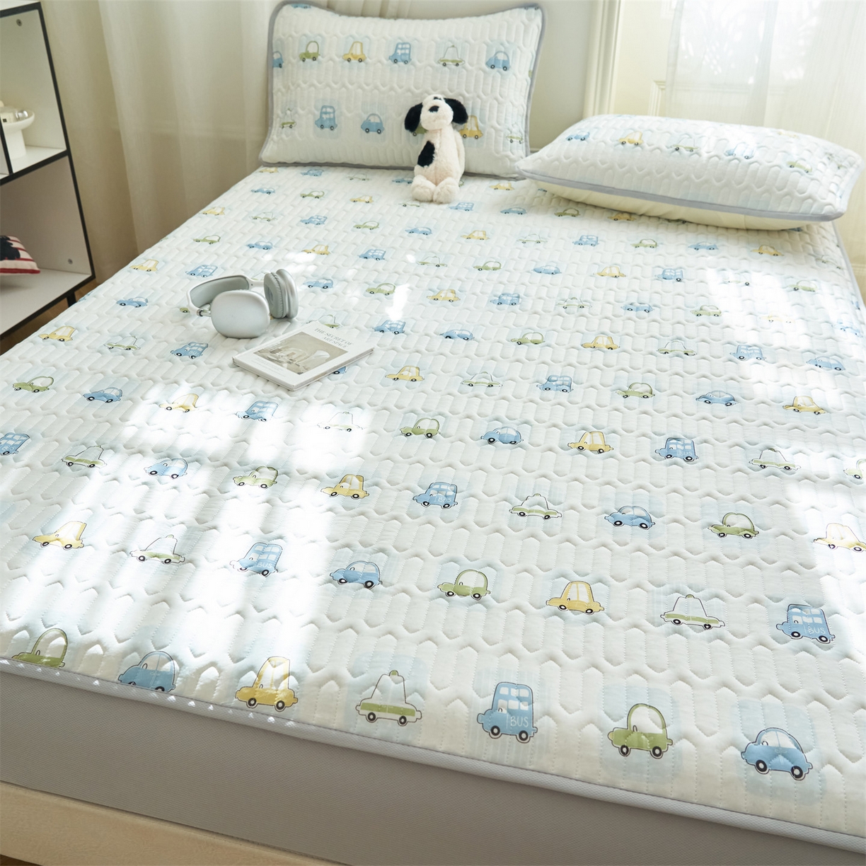 91家纺网 家纺一手货源 找家纺 恒爱家纺 2026新款A类凉感丝夏被床笠系列三件套四件套 汽车世界