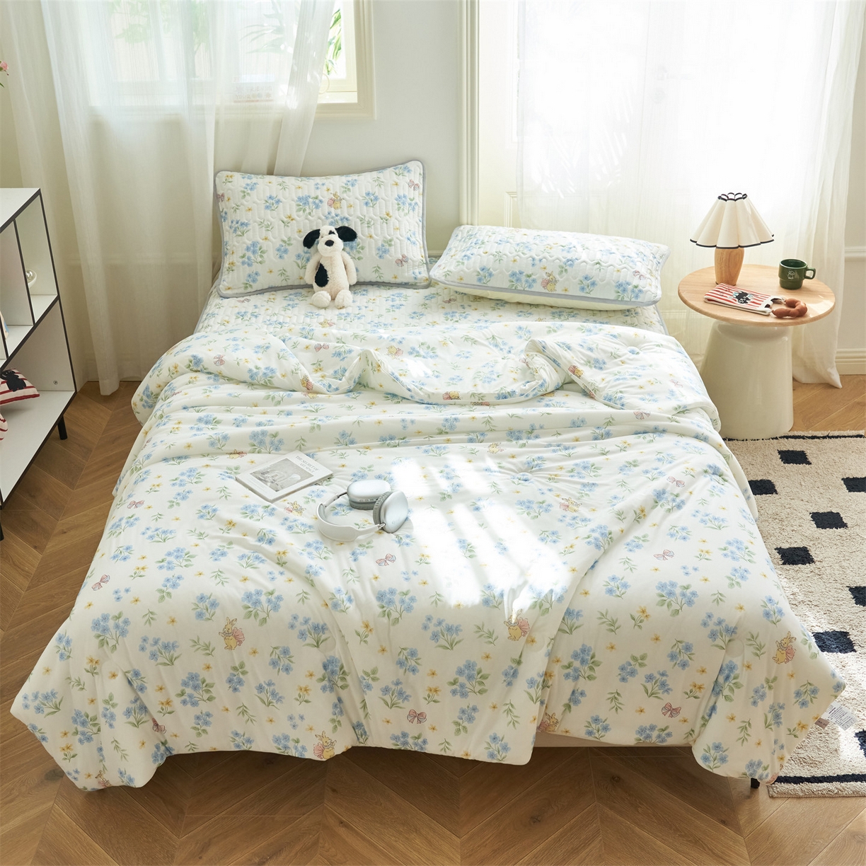 91家纺网 家纺一手货源 找家纺 恒爱家纺 2026新款A类凉感丝夏被床笠系列三件套四件套 水仙兔