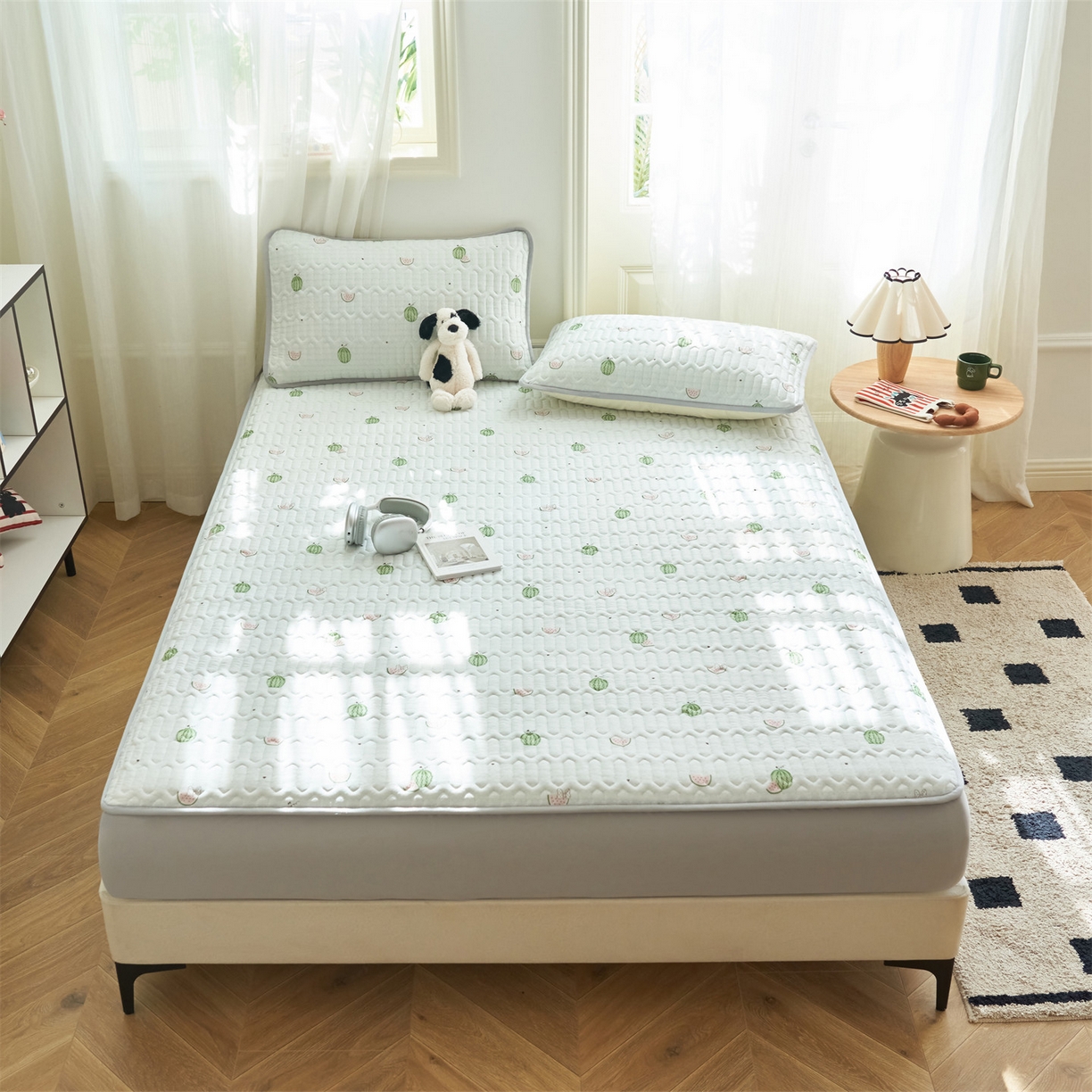 91家纺网 家纺一手货源 找家纺 恒爱家纺 2026新款A类凉感丝夏被床笠系列三件套四件套 西瓜绿