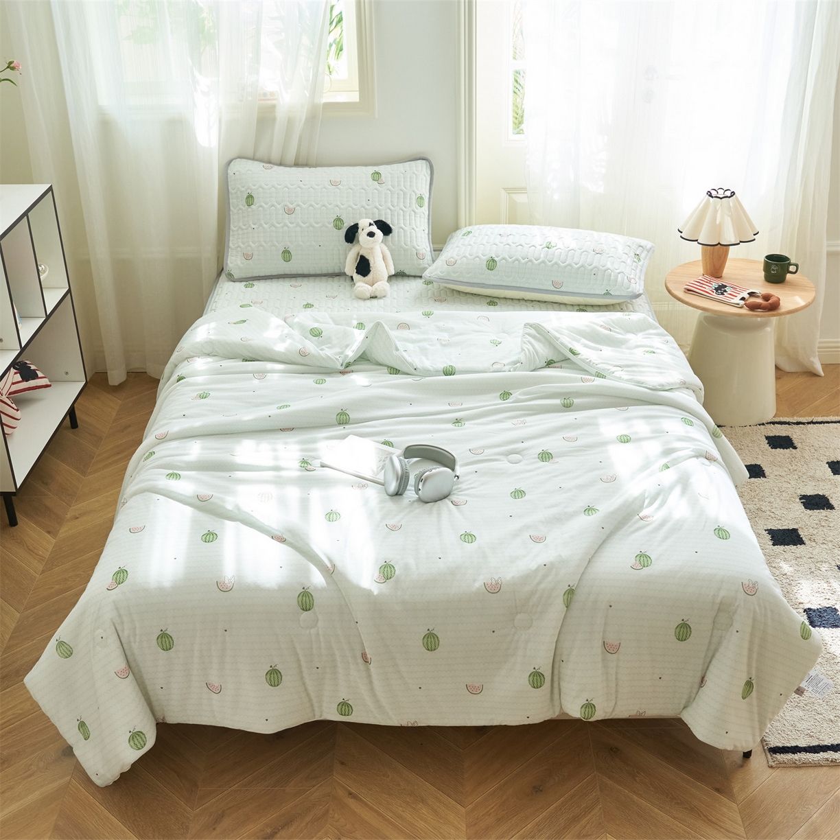 91家纺网 家纺一手货源 找家纺 恒爱家纺 2026新款A类凉感丝夏被床笠系列三件套四件套 西瓜绿