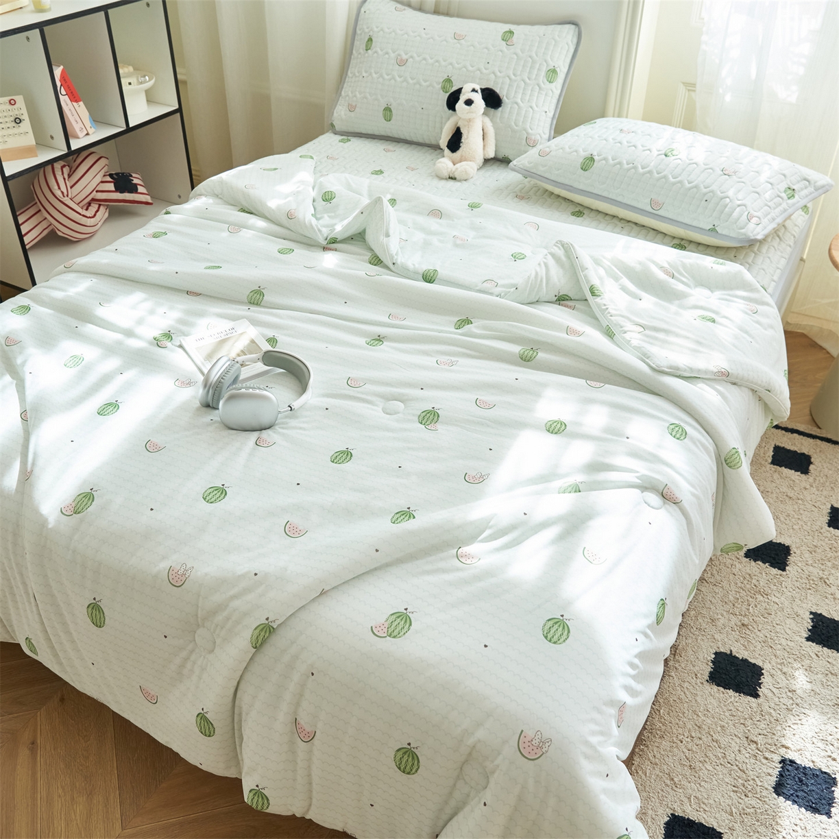 91家纺网 家纺一手货源 找家纺 恒爱家纺 2026新款A类凉感丝夏被床笠系列三件套四件套 西瓜绿