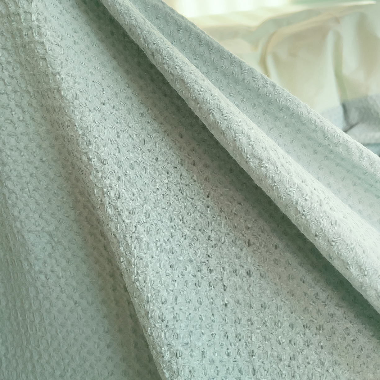 91家纺网 家纺一手货源 找家纺 炫拼家纺 2026新款A类全棉色织华夫格卡通毛巾绣B版40支纯棉水洗棉四件套-乐邦系列 乐邦-米乐兔