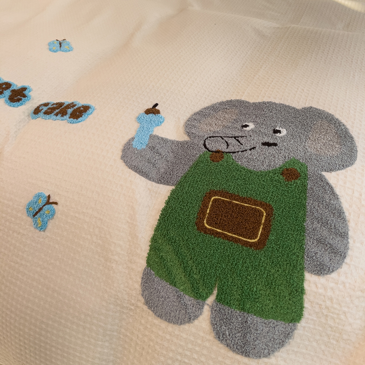 91家纺网 家纺一手货源 找家纺 炫拼家纺 2026新款A类全棉色织华夫格卡通毛巾绣B版40支纯棉水洗棉四件套-乐邦系列 乐邦-甜筒象