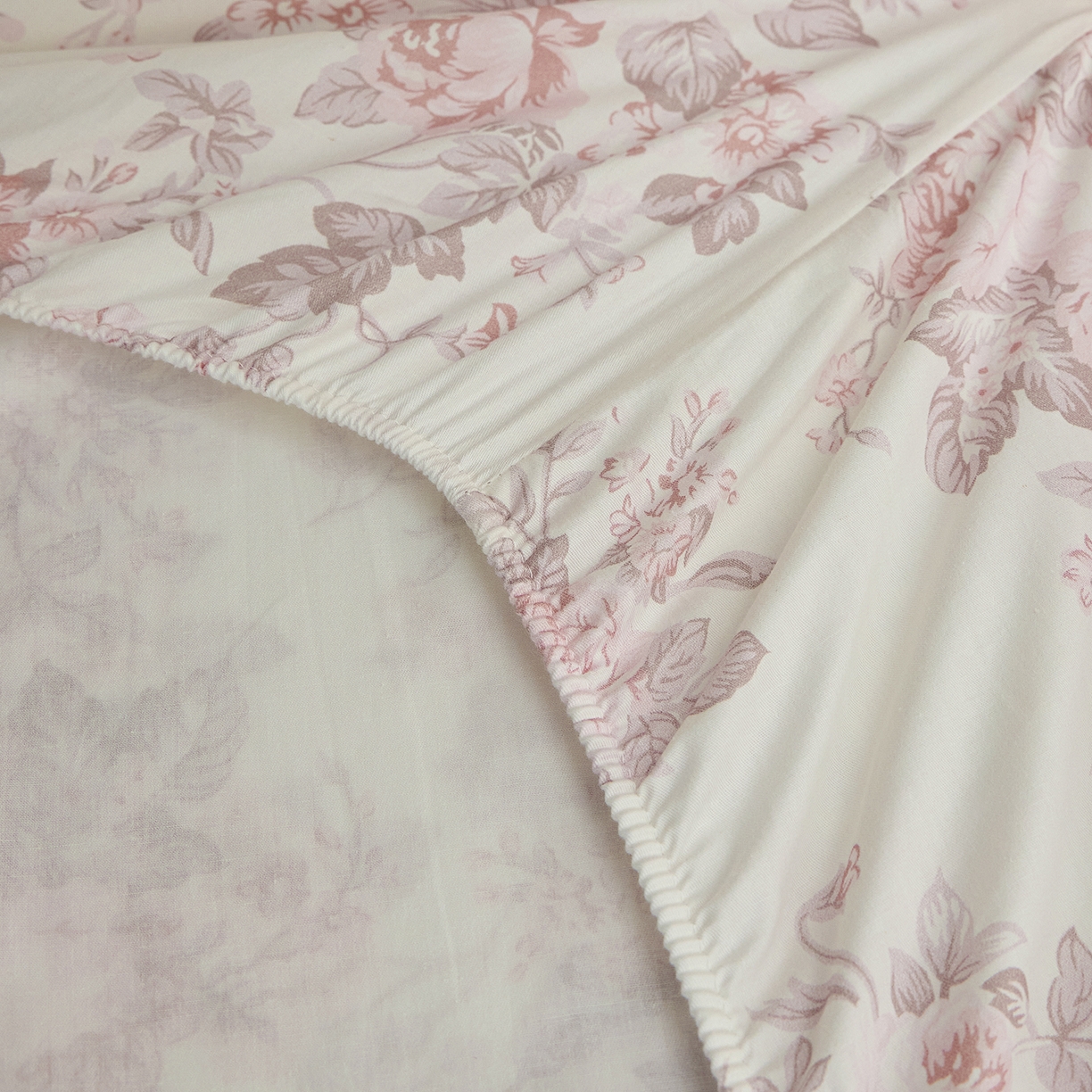 91家纺网 家纺一手货源 找家纺 元元家居（元元被业） 2026新款全棉13372套件及单品【印花款】-单床笠 芙尔