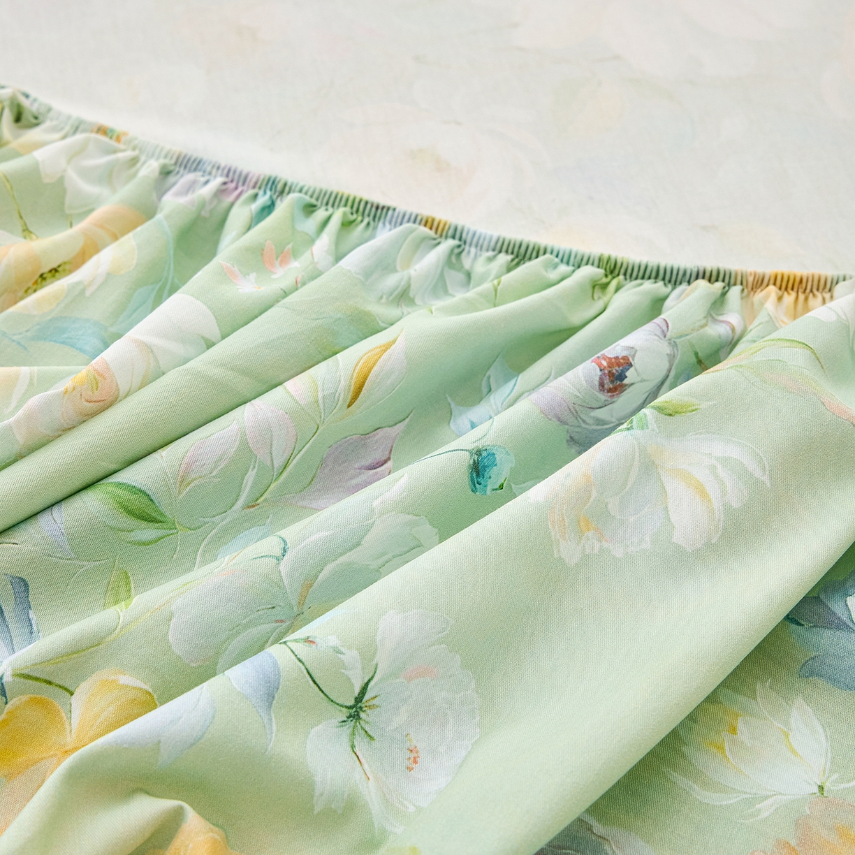 91家纺网 家纺一手货源 找家纺 元元家居（元元被业） 2026新款全棉13372套件及单品【印花款】-单床笠 花漾绿