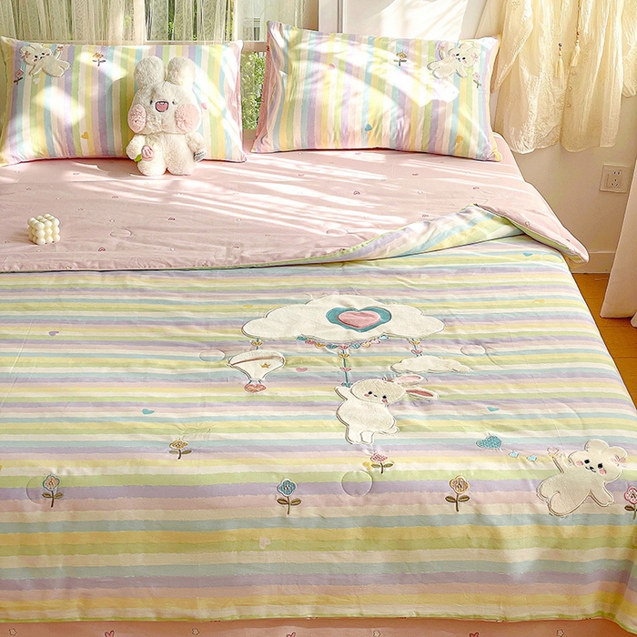 91家纺网 家纺一手货源 找家纺 暖意家纺 2026新款全棉贴布绣云朵兔夏被系列 云朵兔 粉