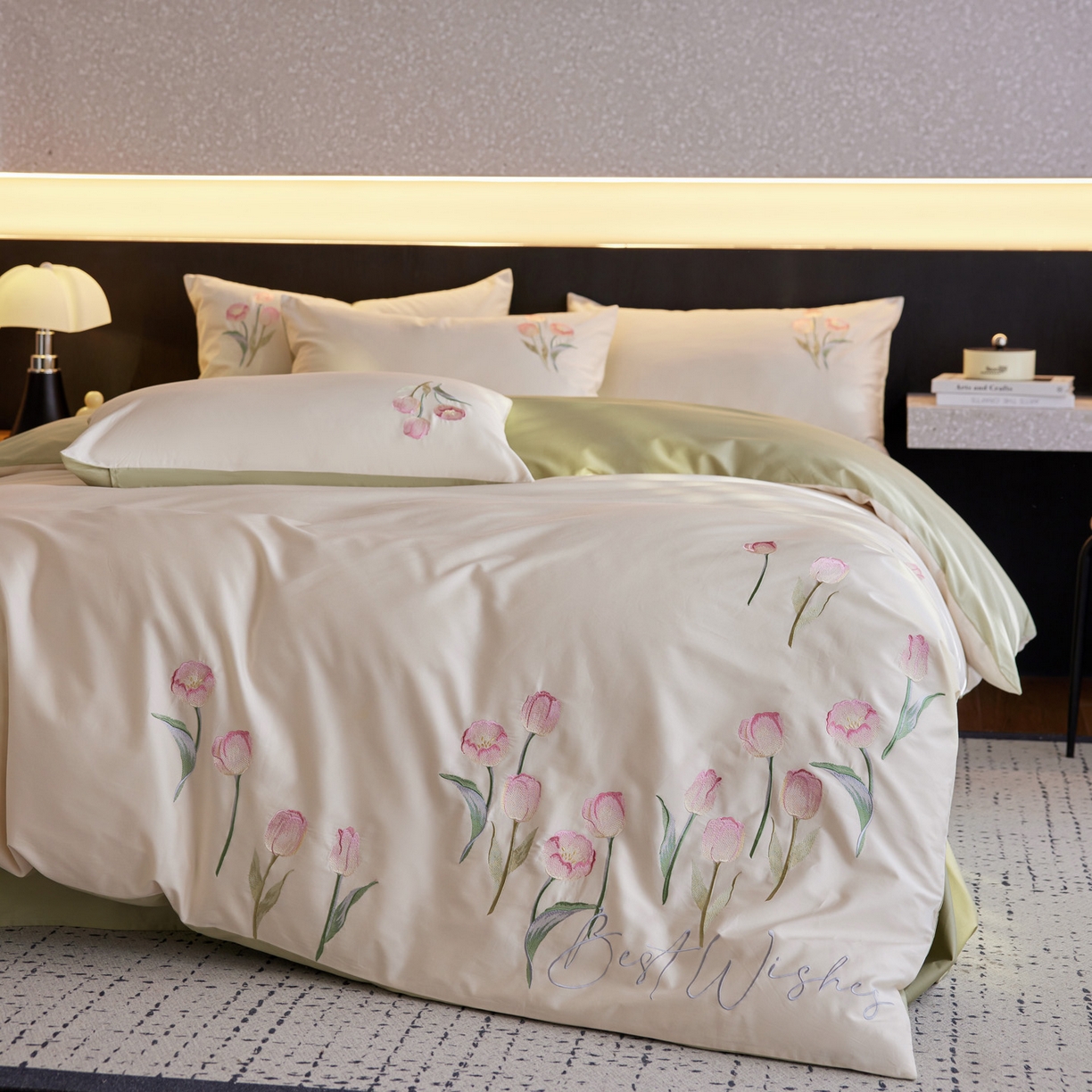 爱缦 2026新款100S全棉CR工艺极简轻奢刺绣四件套-花海郁金系列风格二（券后控价：标准288，大号308） 花海郁金-白绿色