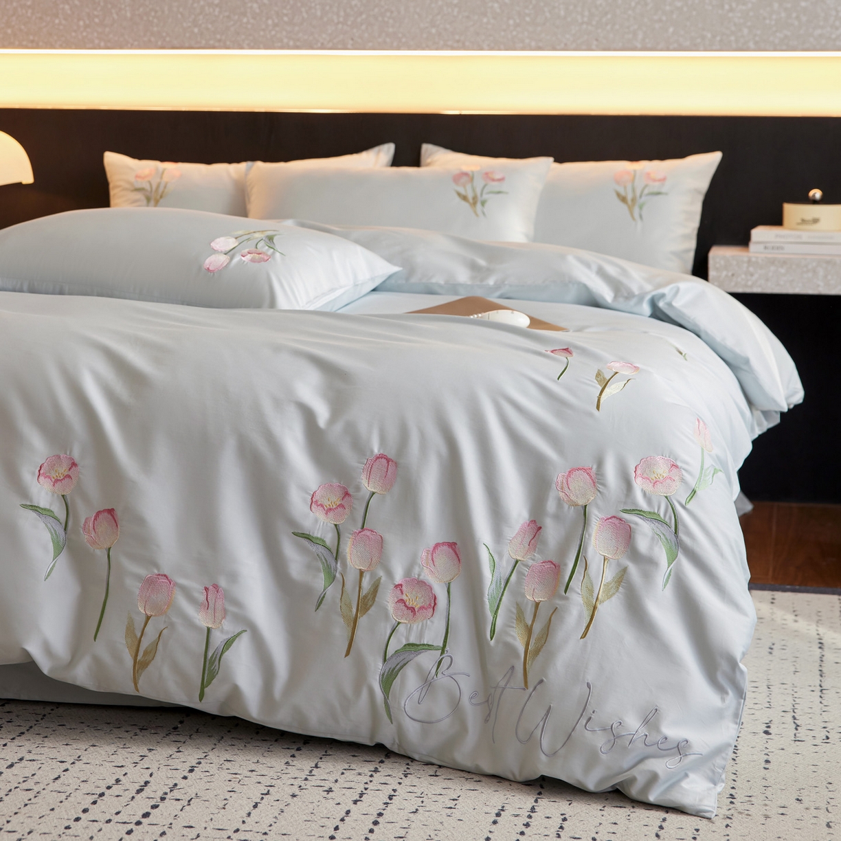 爱缦 2026新款100S全棉CR工艺极简轻奢刺绣四件套-花海郁金系列风格二（券后控价：标准288，大号308） 花海郁金-蓝色