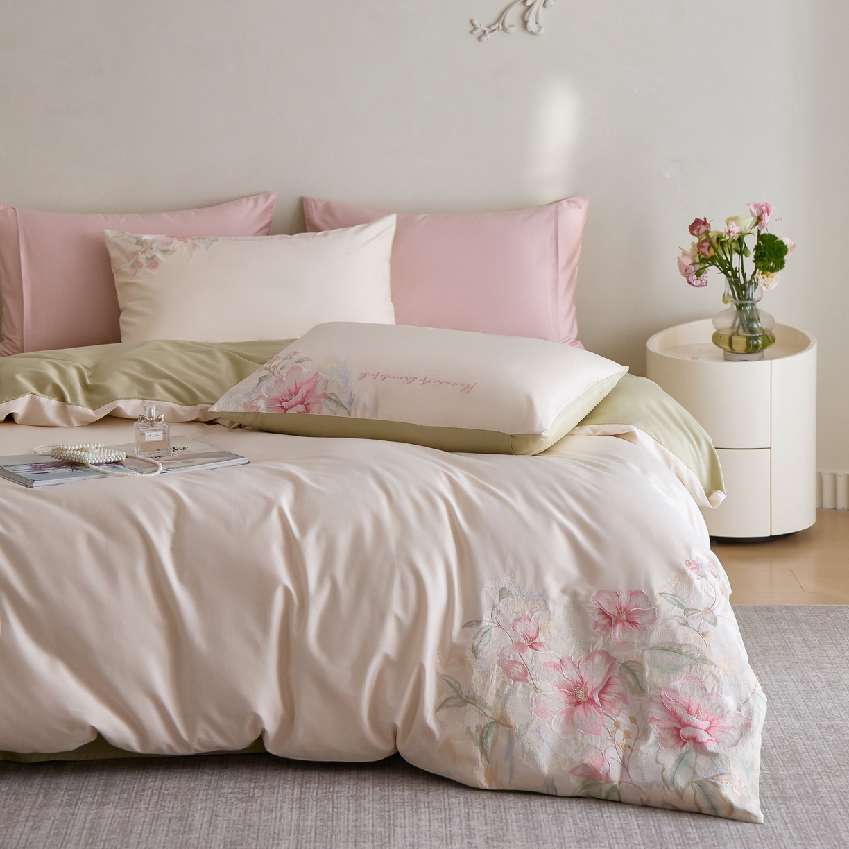 爱缦 2026新款100S全棉CR工艺极简轻奢刺绣四件套-秘境系列（券后控价：标准318，大号338） 白绿