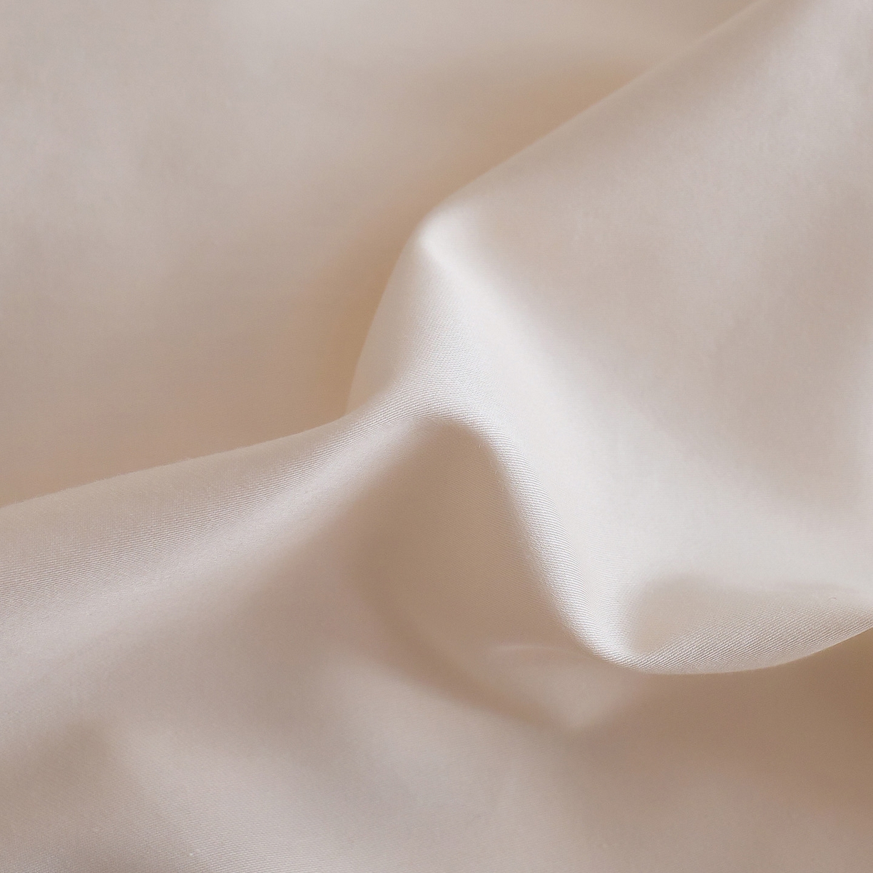 91家纺网 家纺一手货源 找家纺 爱缦 2026新款100S全棉CR工艺极简轻奢刺绣四件套-秘境系列（券后控价：标准318，大号338） 白粉色