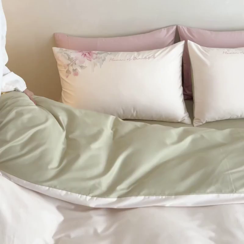 91家纺网 家纺一手货源 找家纺 爱缦 2026新款100S全棉CR工艺极简轻奢刺绣四件套-秘境系列（券后控价：标准318，大号338） 白绿