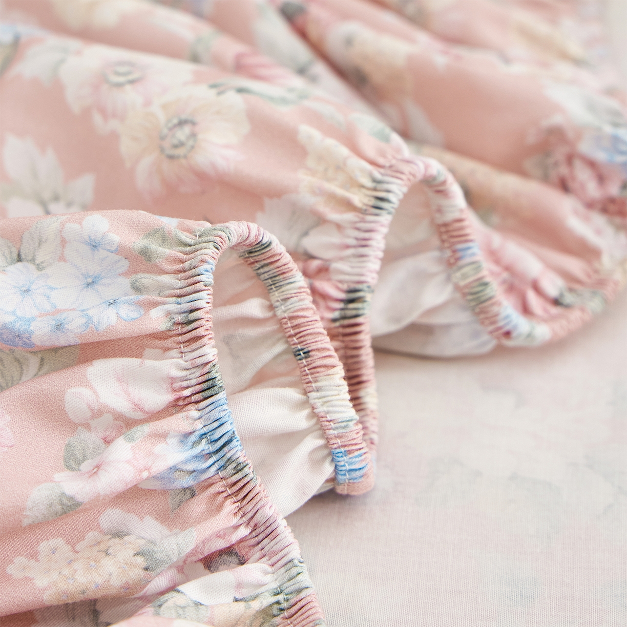 91家纺网 家纺一手货源 找家纺 元元家居（元元被业） 2026新款全棉13372套件及单品【印花款】-单床笠 朔奇