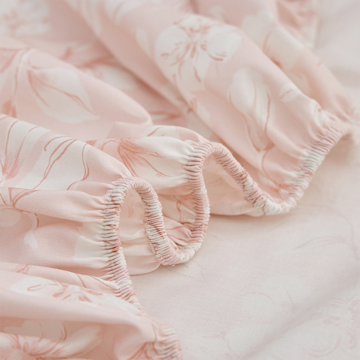 91家纺网 家纺一手货源 找家纺 元元家居（元元被业） 2026新款全棉13372套件及单品【印花款】-单床笠 婉约