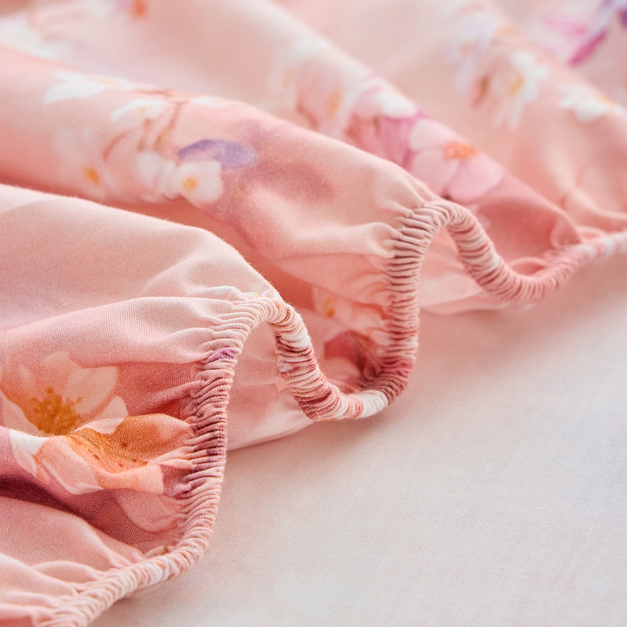 91家纺网 家纺一手货源 找家纺 元元家居（元元被业） 2026新款全棉13372套件及单品【印花款】-单床笠 月棠