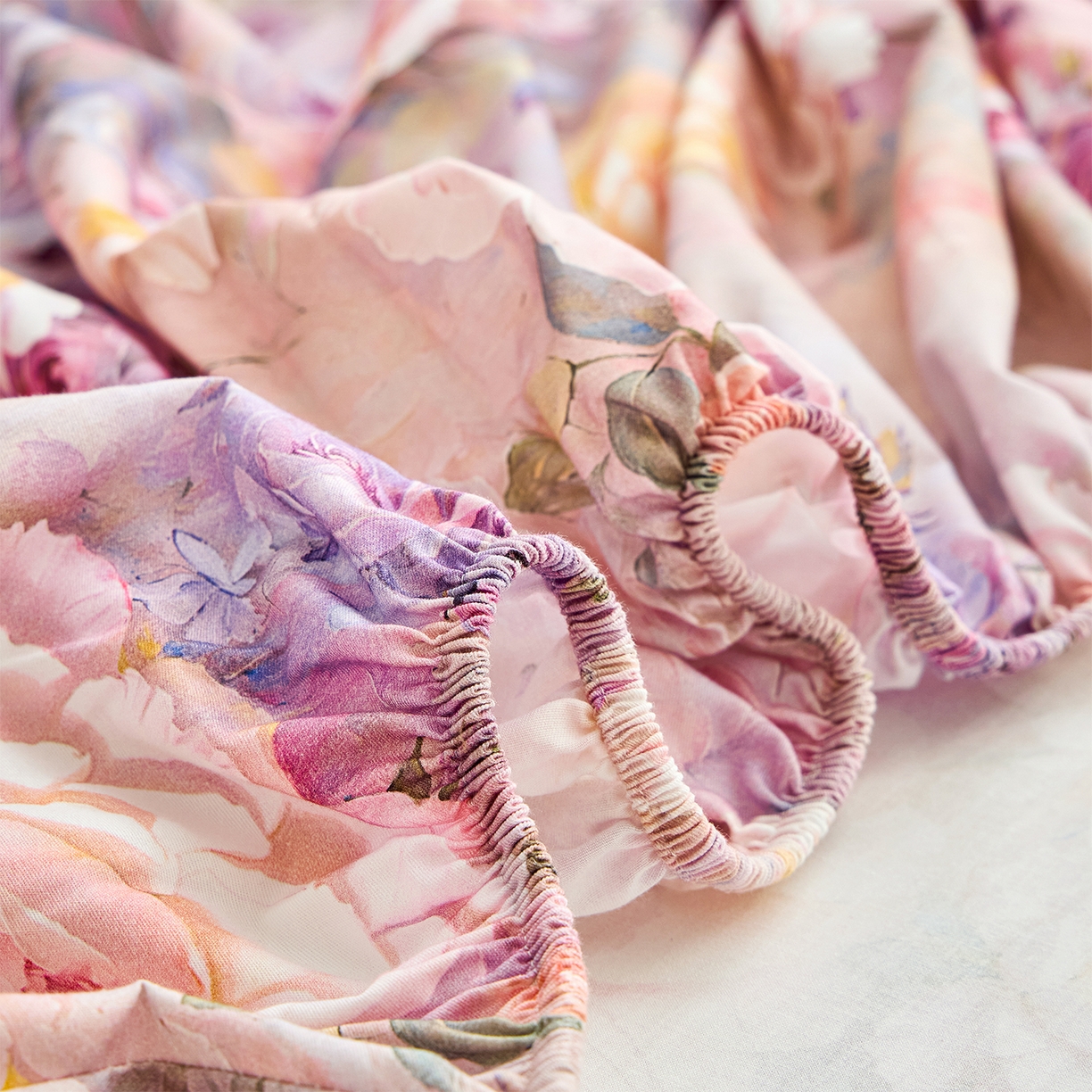 91家纺网 家纺一手货源 找家纺 元元家居（元元被业） 2026新款全棉13372套件及单品【印花款】-单床笠 云樾