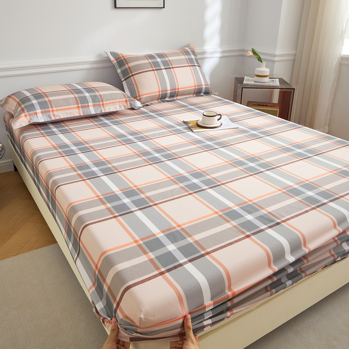 91家纺网 家纺一手货源 找家纺 元元家居（元元被业） 2026新款全棉13372套件及单品【印花款】-单床笠 自在