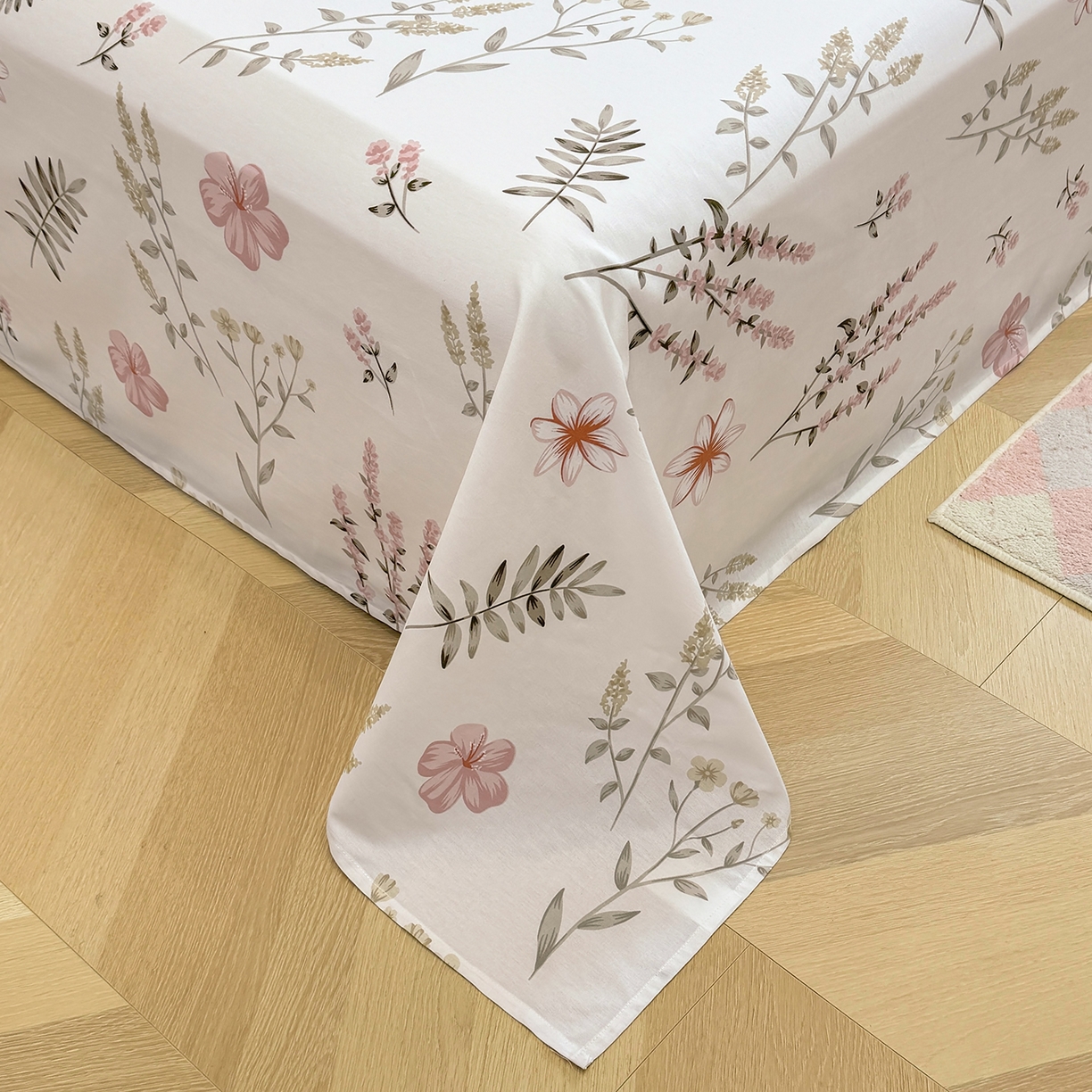 91家纺网 家纺一手货源 找家纺 壹贝家纺 2026新款全棉喷气印花床单系列 陌上花开