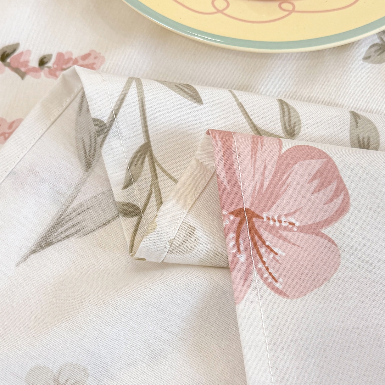 91家纺网 家纺一手货源 找家纺 壹贝家纺 2026新款全棉喷气印花床单系列 陌上花开