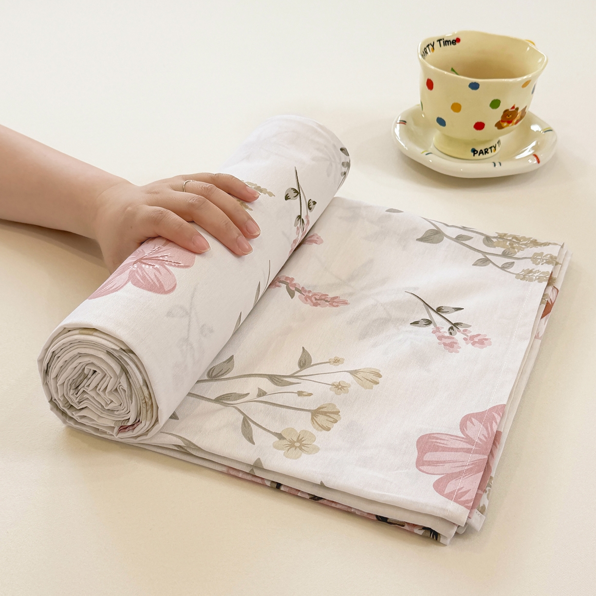 91家纺网 家纺一手货源 找家纺 壹贝家纺 2026新款全棉喷气印花床单系列 陌上花开